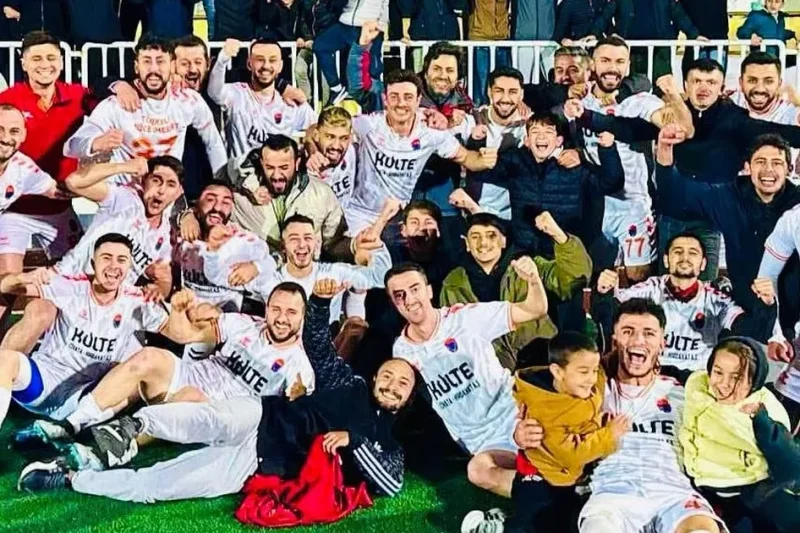Bal ligine yükselen Darıca Türkelispor tarih yazdı
