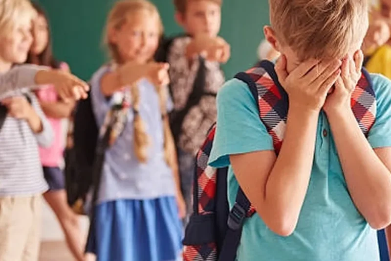 Aile ve UNİCEF, dijital tehditler ve akran zorbalığını konuşacak