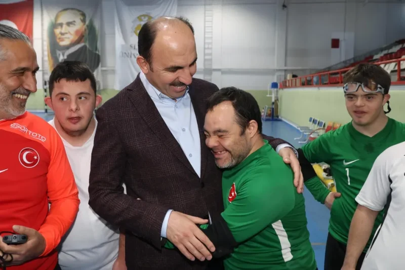 Başkan Altya: Engelleri birlikte aşıyoruz