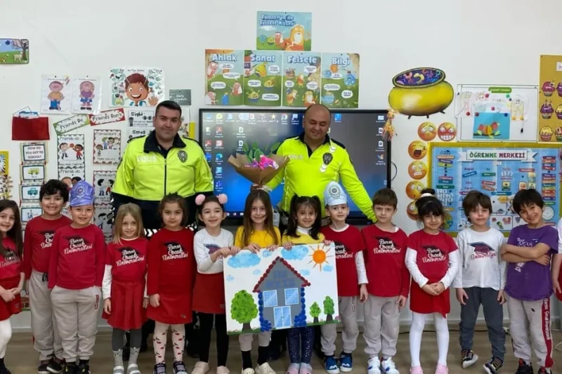 Bursa Gemlik’te miniklere trafik bilinci aşılandı