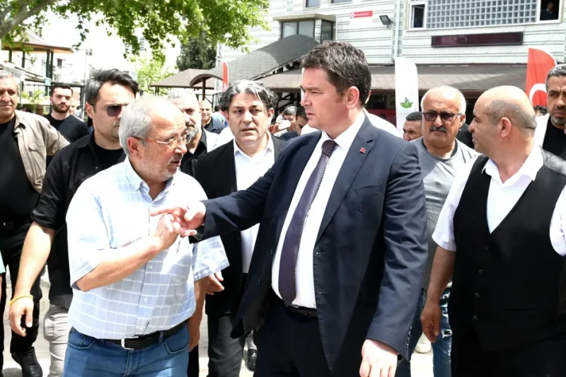 Bursa Osmangazi’de Başkan Aydın Güneştepe sakinleriyle buluştu