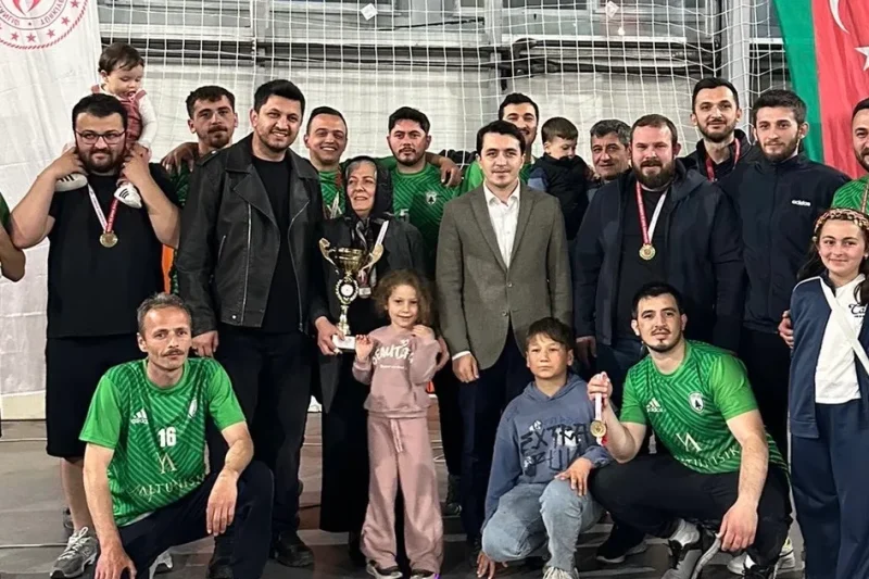 Düzce Yığılca’da kurumlar arası voleybolda ahde vefa