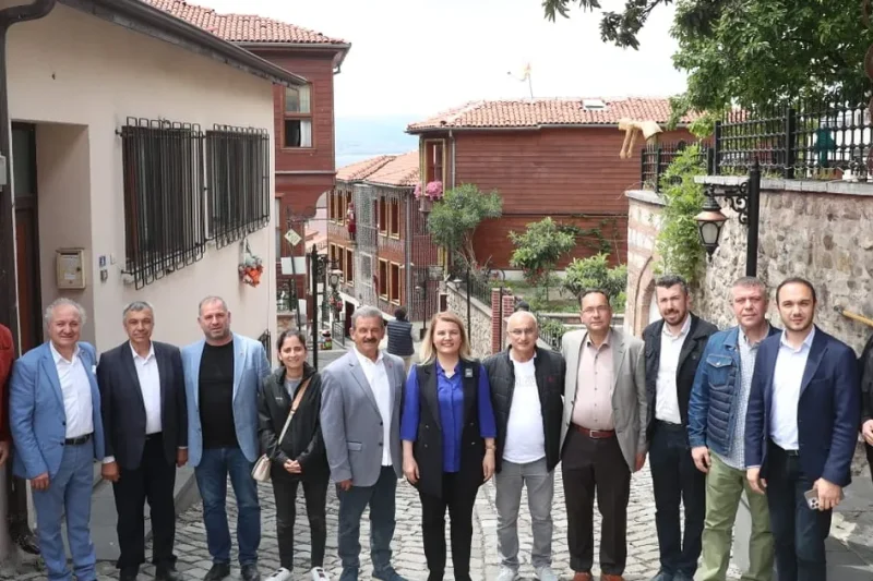 Kapanca’da söz sanatın, sahne sokakların!