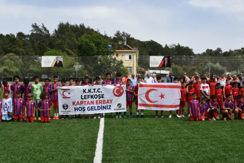 KKTC’li minikler Antalya Kumluca’da dostluk maçında