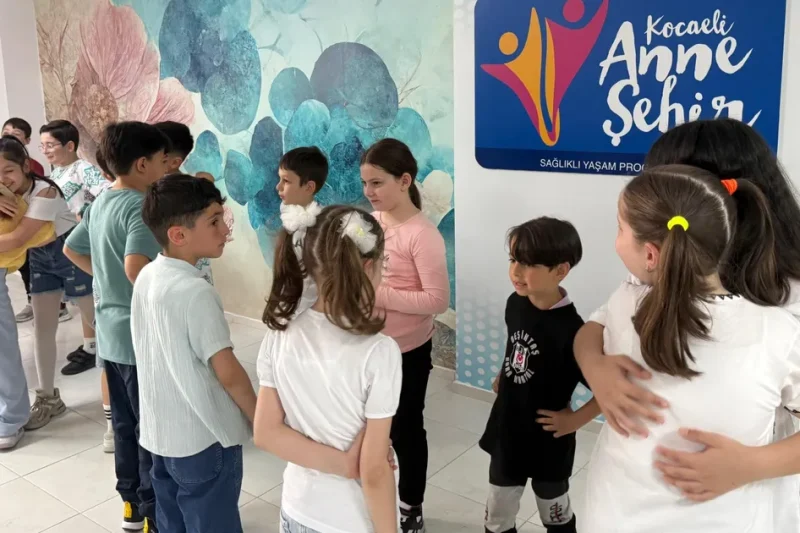 Kocaeli’de ‘Anne Şehir’ ile adım adım hayata