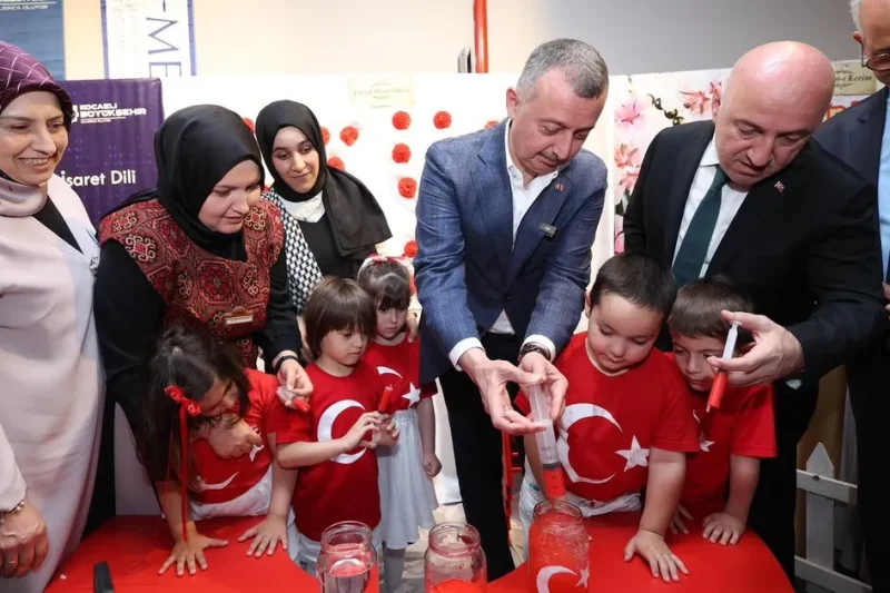 Kocaeli’de KO-MEK’in eserleri göz kamaştırdı