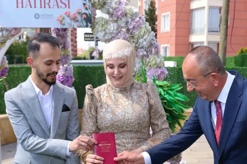 Konya Meram’da 42 çift ‘5.5.2025’te ‘Evet’ dedi