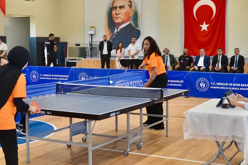 Mardin Midyat’ta masa tenisinde ödüller sahibini buldu
