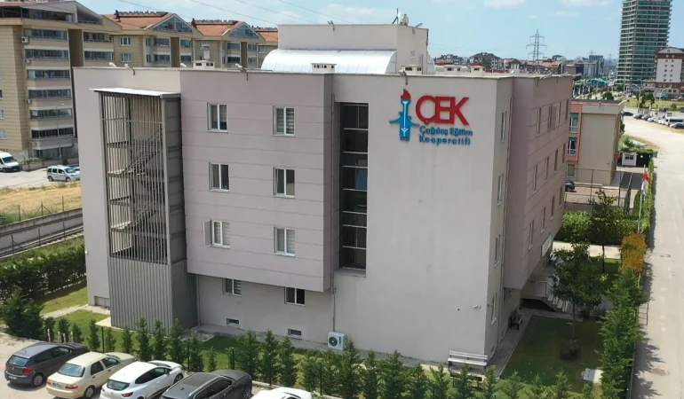 ÇEK, tam bursluluk programını hayata geçiriyor