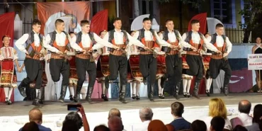 Dünya kültürleri Denizli’nin ilçelerinde sahne alıyor