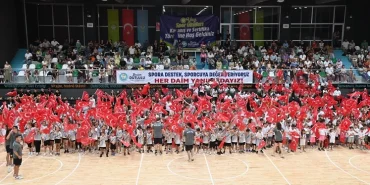 Manisa Büyükşehir Belediyespor yaz okulları sona erdi