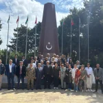 Bakü'de Türk şehitleri unutulmadı